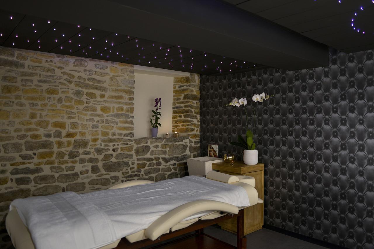 Logis Hotel Spa Restaurant Au Site Normand Clécy Exteriér fotografie